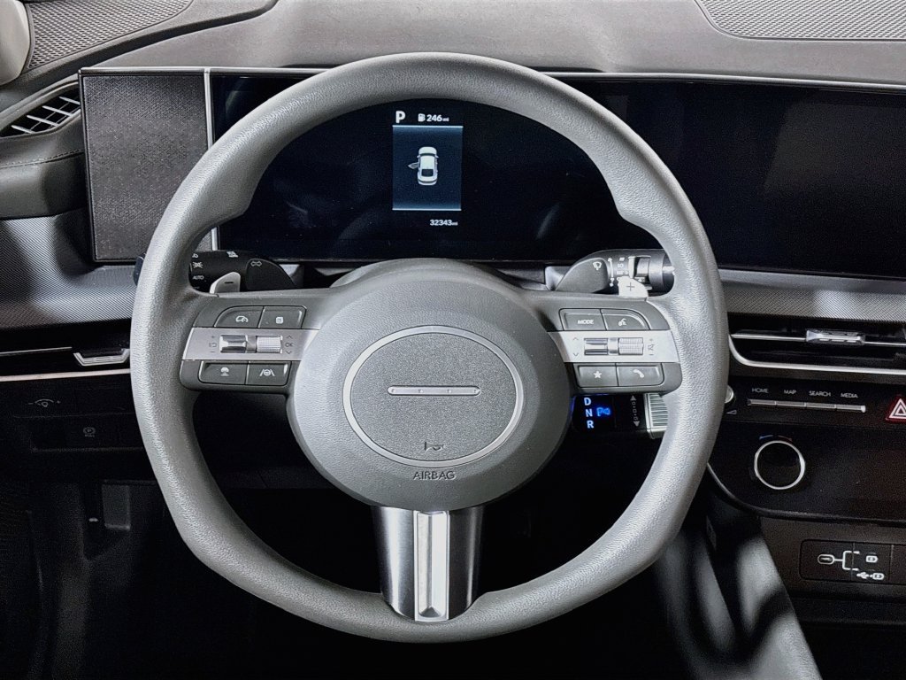 Used 2025 Gray Hyundai SEL image 13