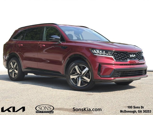 Pre-Owned 2022 Kia Sorento S With Navigation
