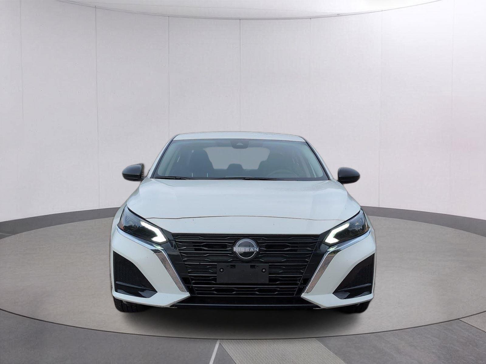 2025 Nissan Altima SV - Photo 10