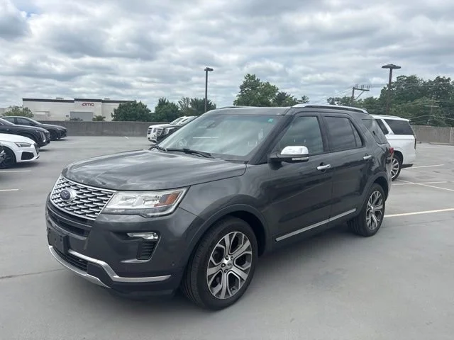 2019 Ford Explorer Platinum 4WD's photo