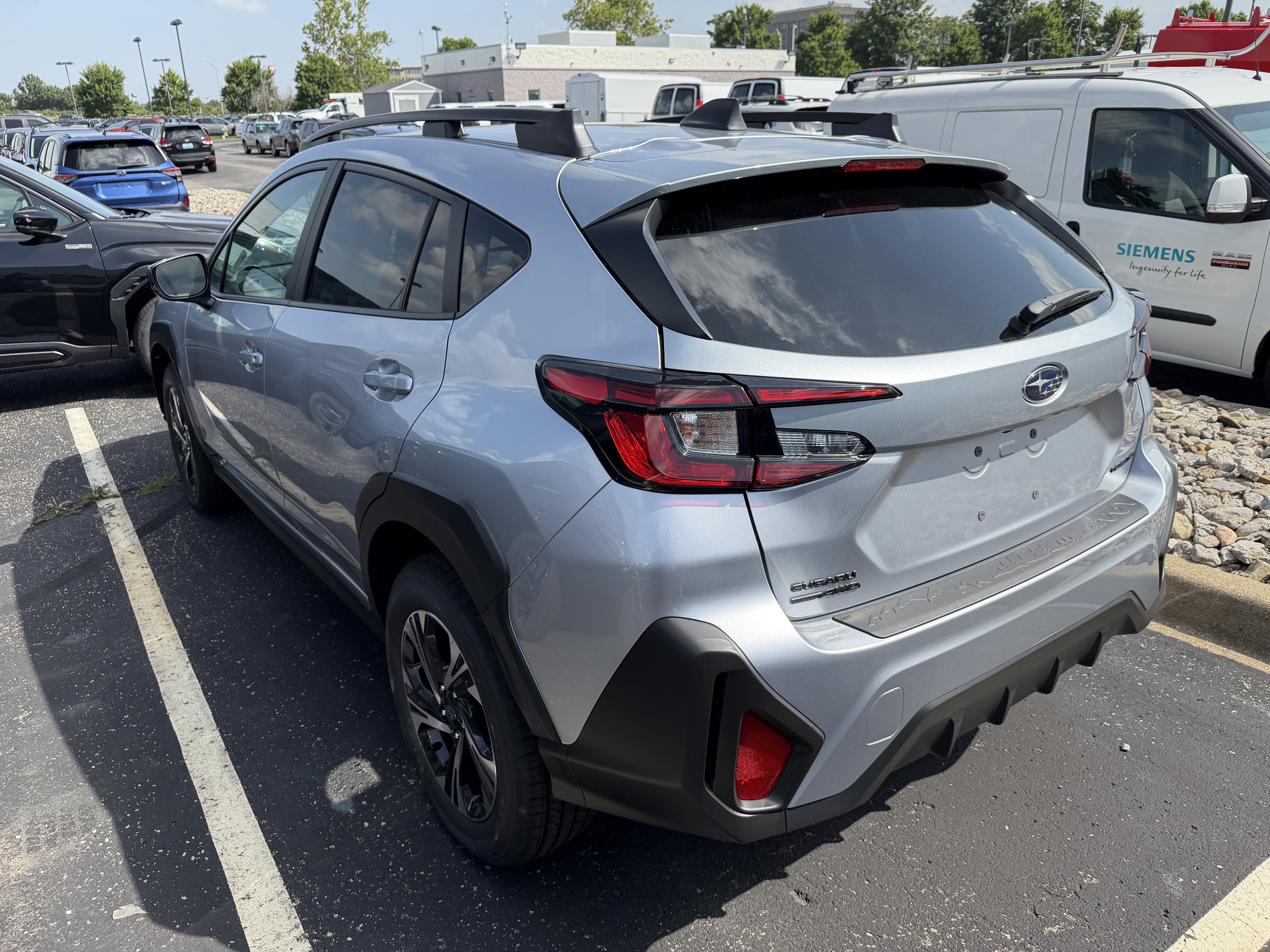 New 2026 ICE SILVER METALLIC Subaru Premium image 5