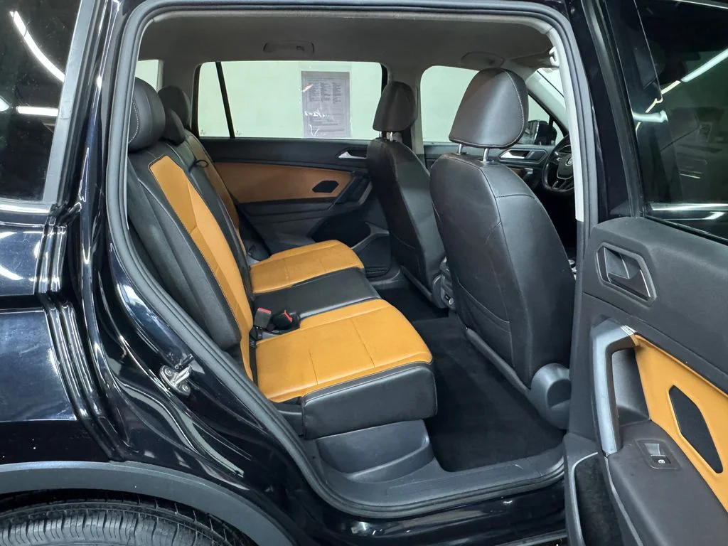 Used 2019 Black Volkswagen 2.0T SE image 19