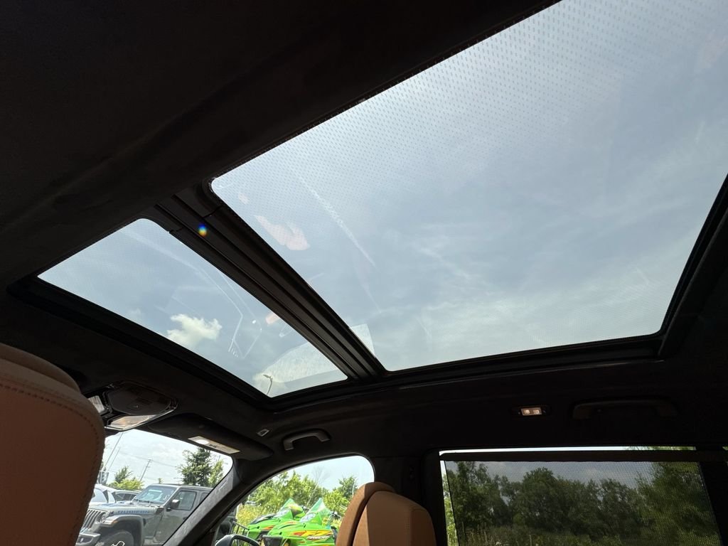 New 2027 Gray BMW xDrive40i image 16