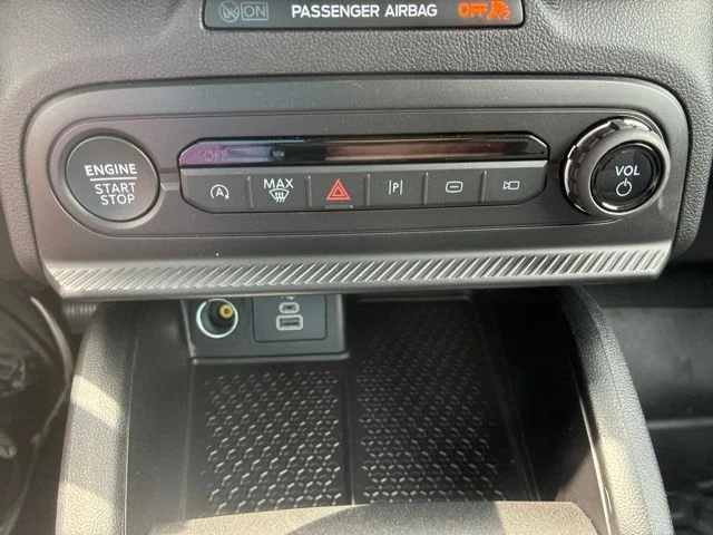 New 2026 Carbonized Gray Metallic Ford Badlands® image 38