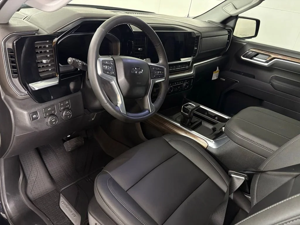 New 2026 Black Chevrolet RST image 20