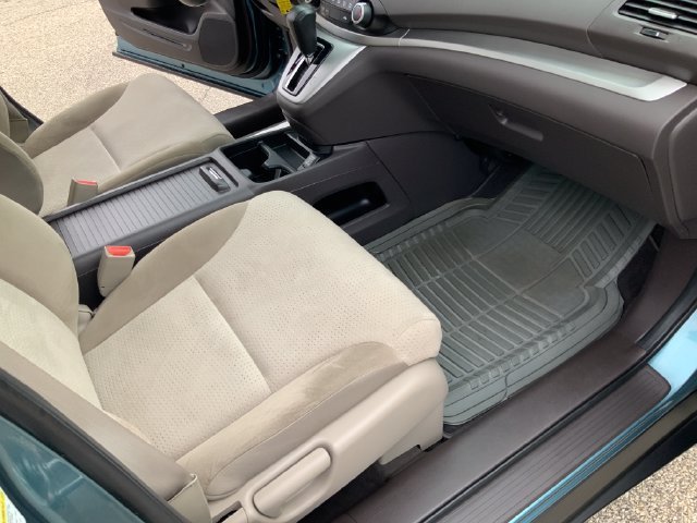 Used 2013  Honda EX image 19