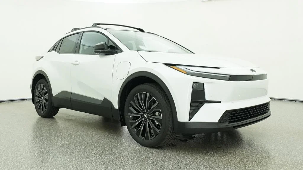 New 2026 Wind Chill Pearl Toyota XSE image 52