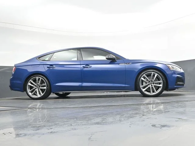 Used 2019  Audi Premium Plus image 32