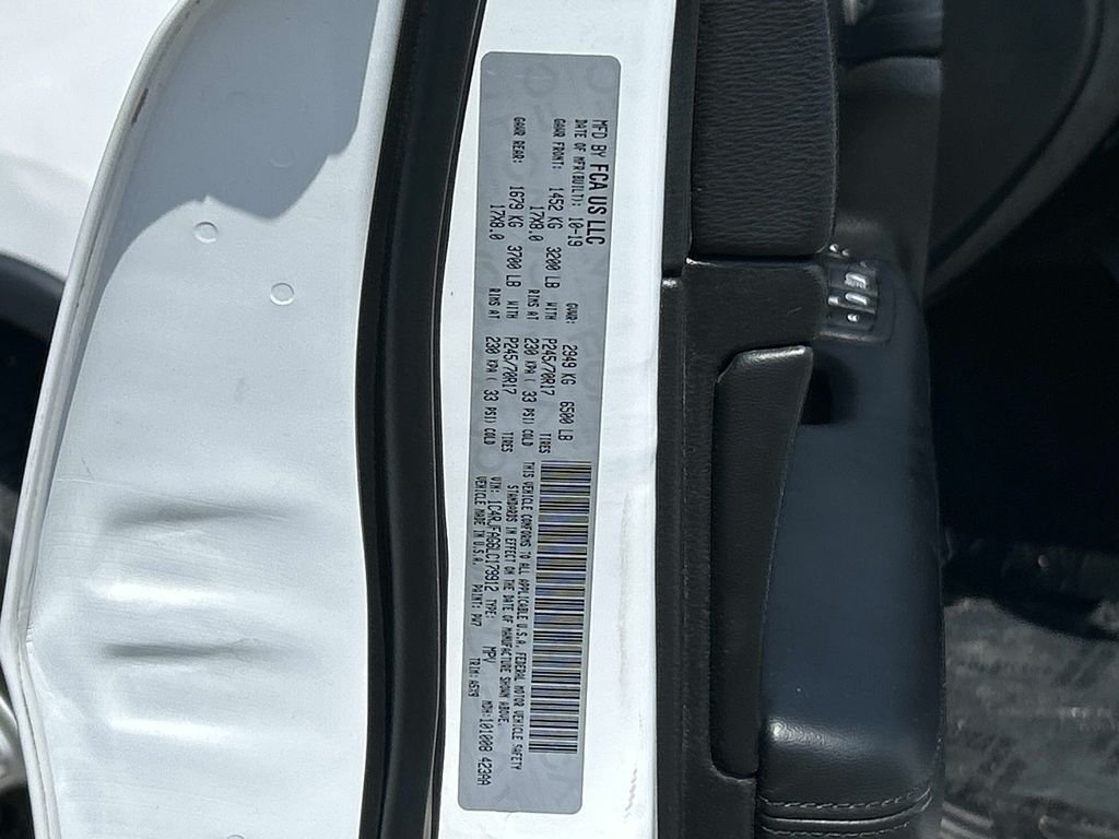 Used 2020 White Jeep Laredo E image 10