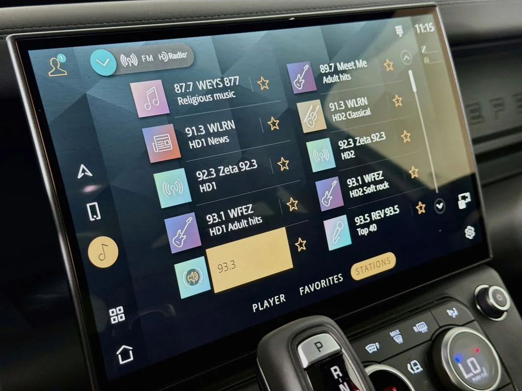New 2026 Borasco Grey Land Rover X-Dynamic SE image 15