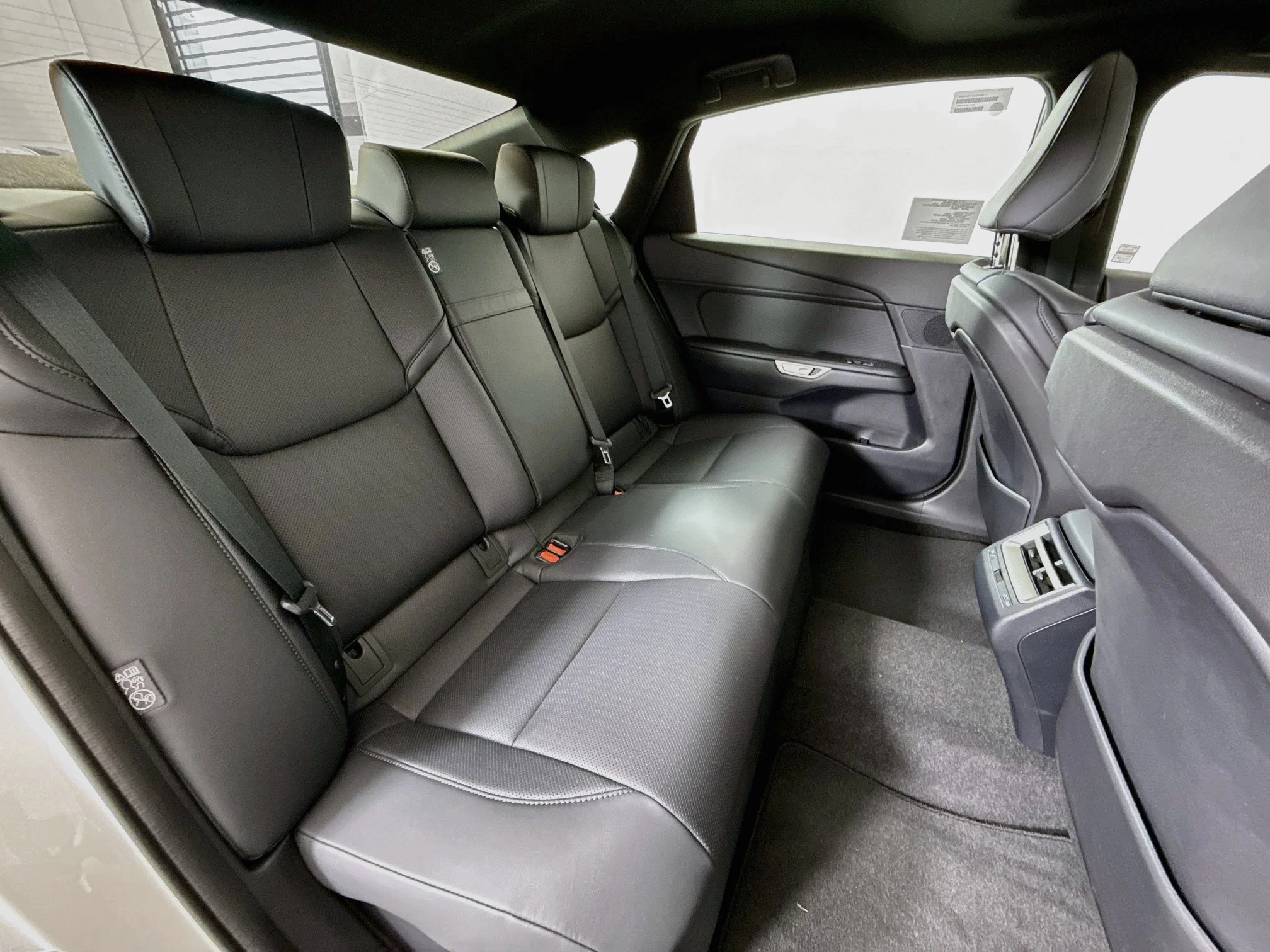 New 2026 Ultra White Lexus ES 350h PREMIUM image 25