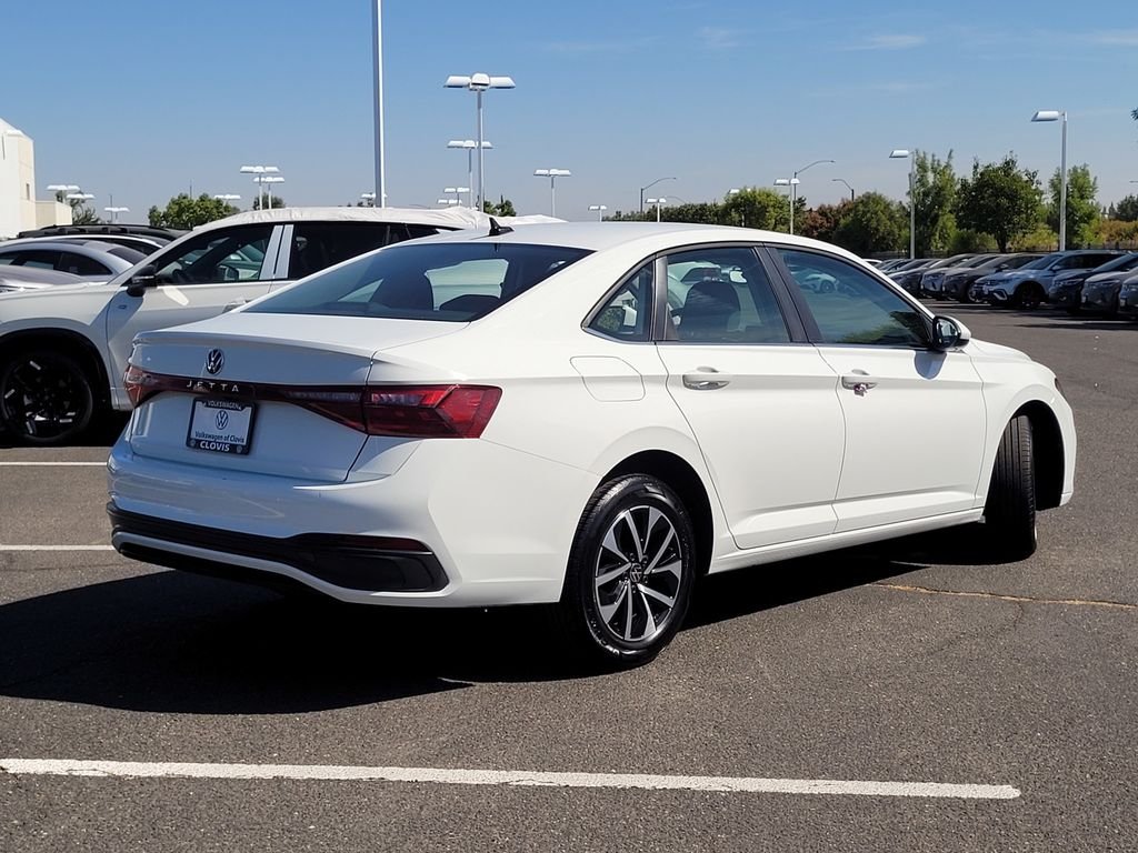 Used 2025 White Volkswagen 1.5T S image 6