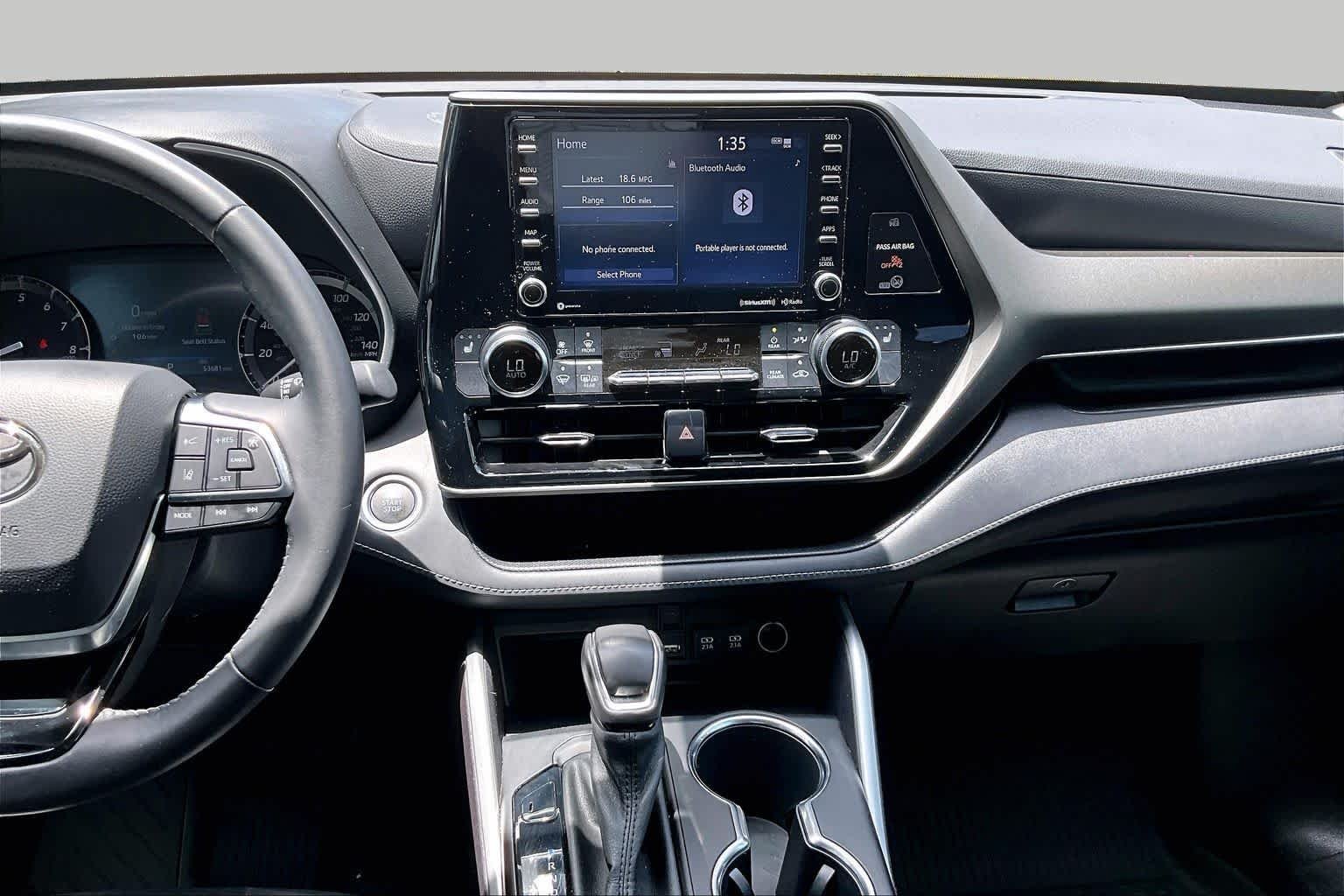 Used 2021 Blizzard Pearl Toyota XLE image 7