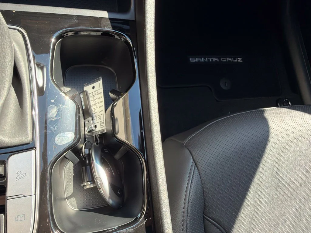 New 2027 Phantom Black Hyundai SE image 29