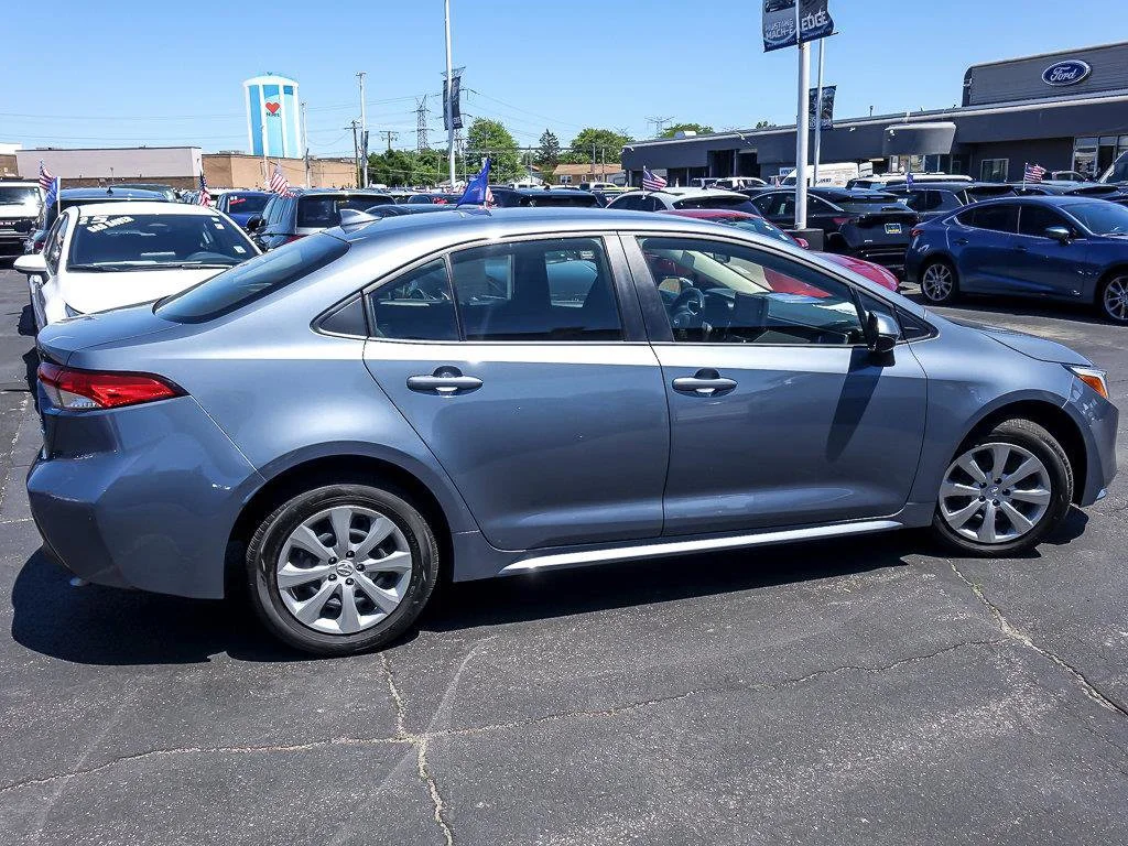 Used 2025 Celestite Toyota LE image 10