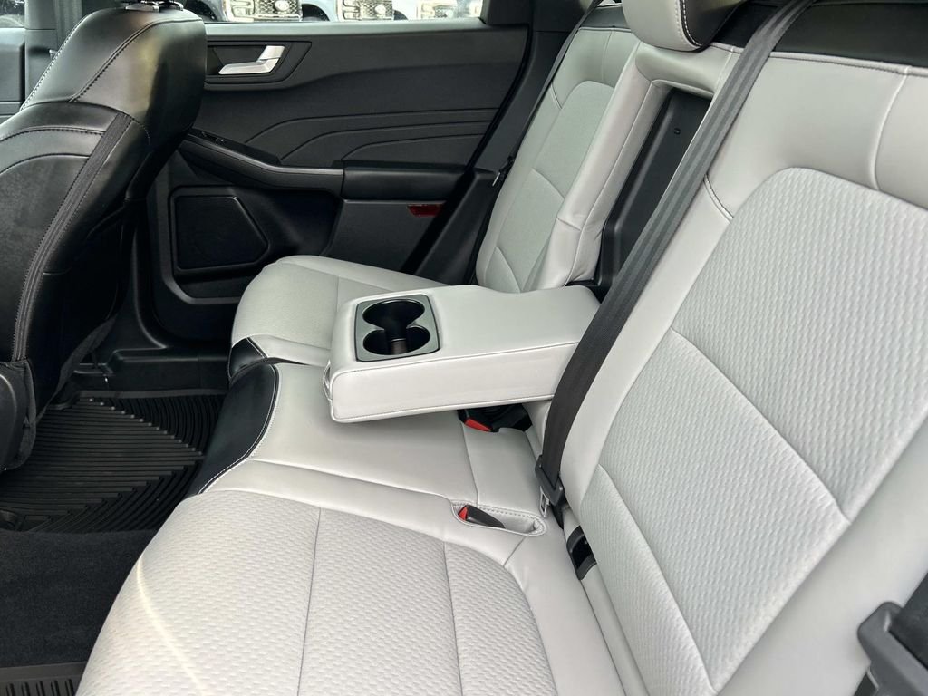 Certified Used 2025 Vapor Blue Ford Base image 18