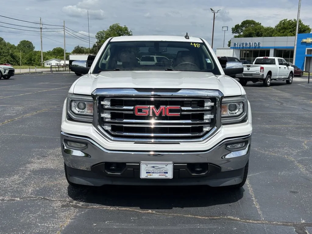 Used 2018 WHITE FROST TRICOAT GMC SLT image 6