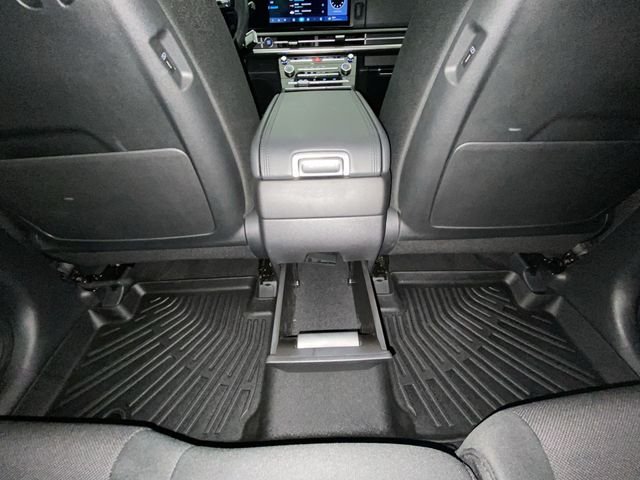 Used 2024 Gray Hyundai SE image 29