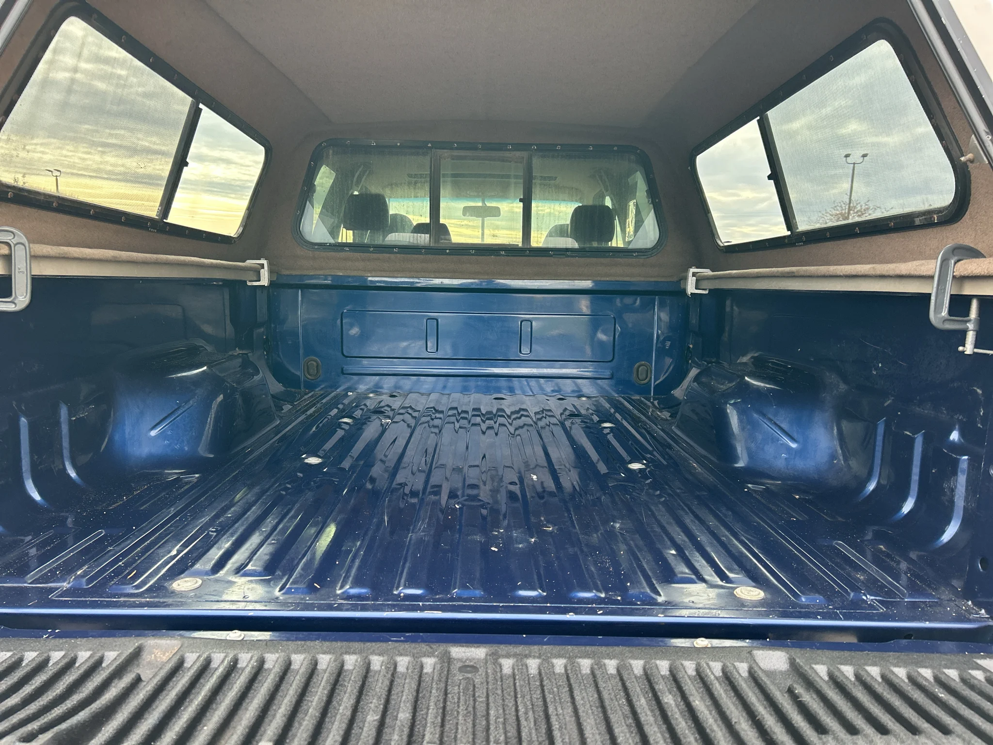 Used 2008 Dark Blue Pearl Clearcoat Metallic Ford King Ranch image 25
