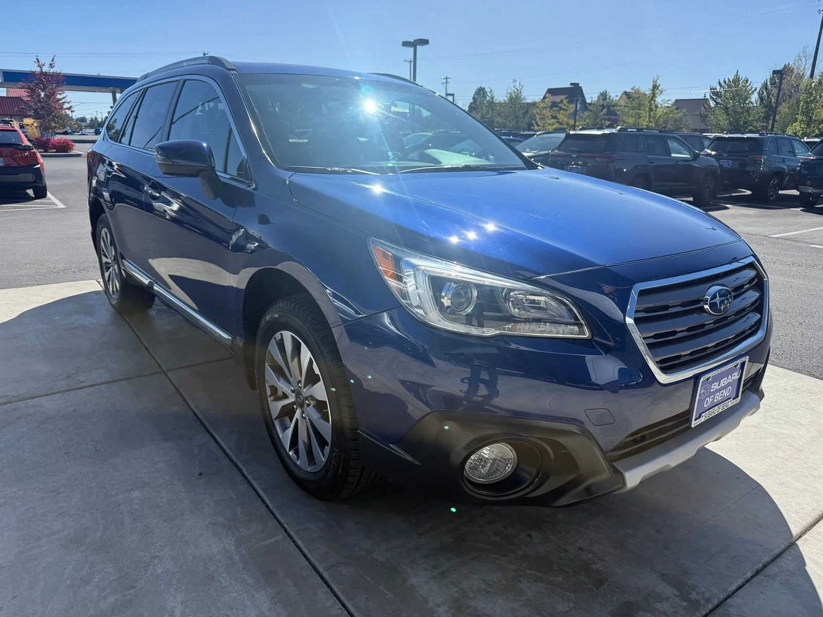 Used 2017 Lapis Blue Subaru 2.5i image 3