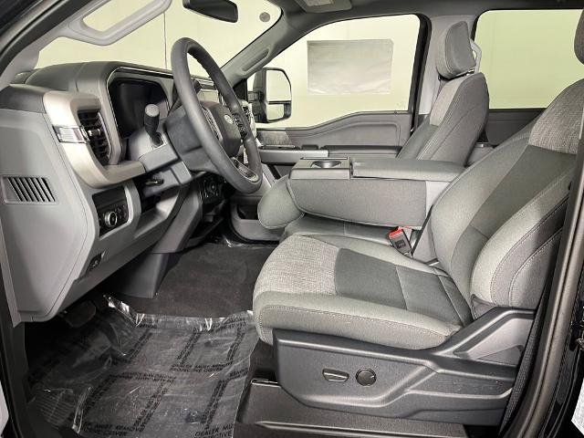 2026 Ford F-350 Super Duty XLT - Photo 32