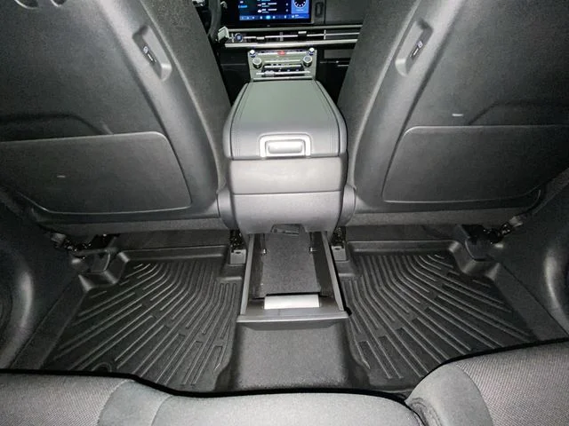 Used 2024 Gray Hyundai SE image 29