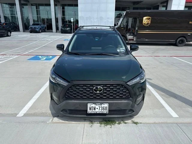 2025 Toyota Corolla Cross LE