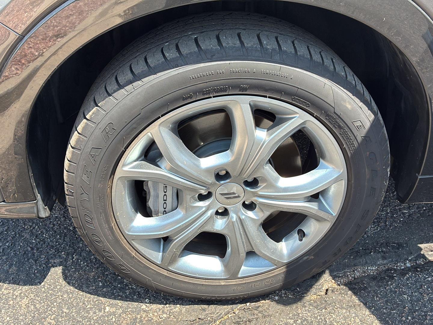 Used 2024 Gray Cray Dodge R/T image 10