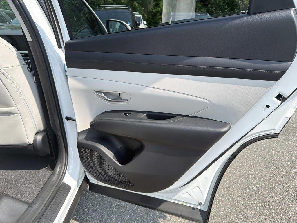 New 2026 White Hyundai SEL Plus AWD image 23
