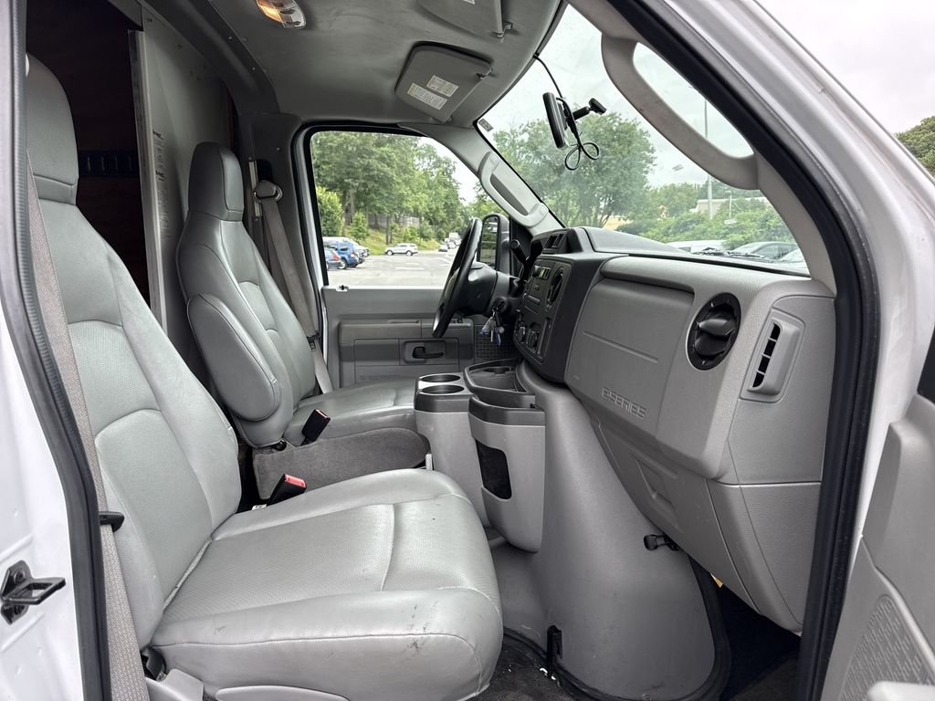 Used 2019 White Ford Base image 22