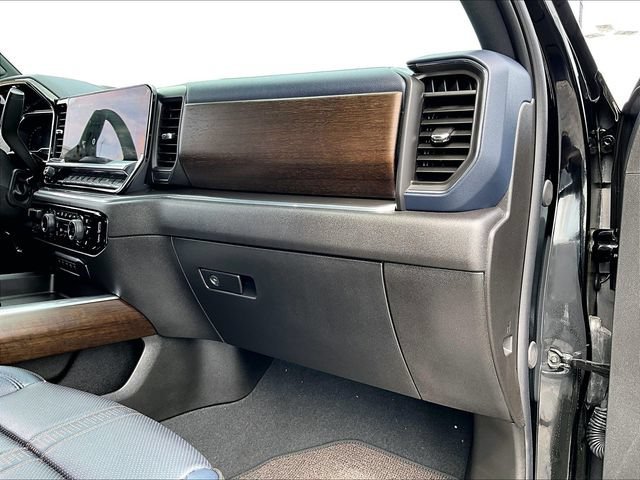 Used 2025 Black Chevrolet High Country image 13
