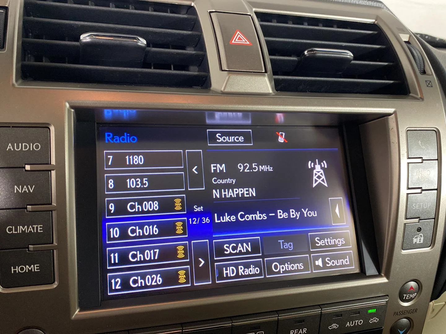 Used 2020 Starfire Pearl Lexus GX 460 Premium image 2