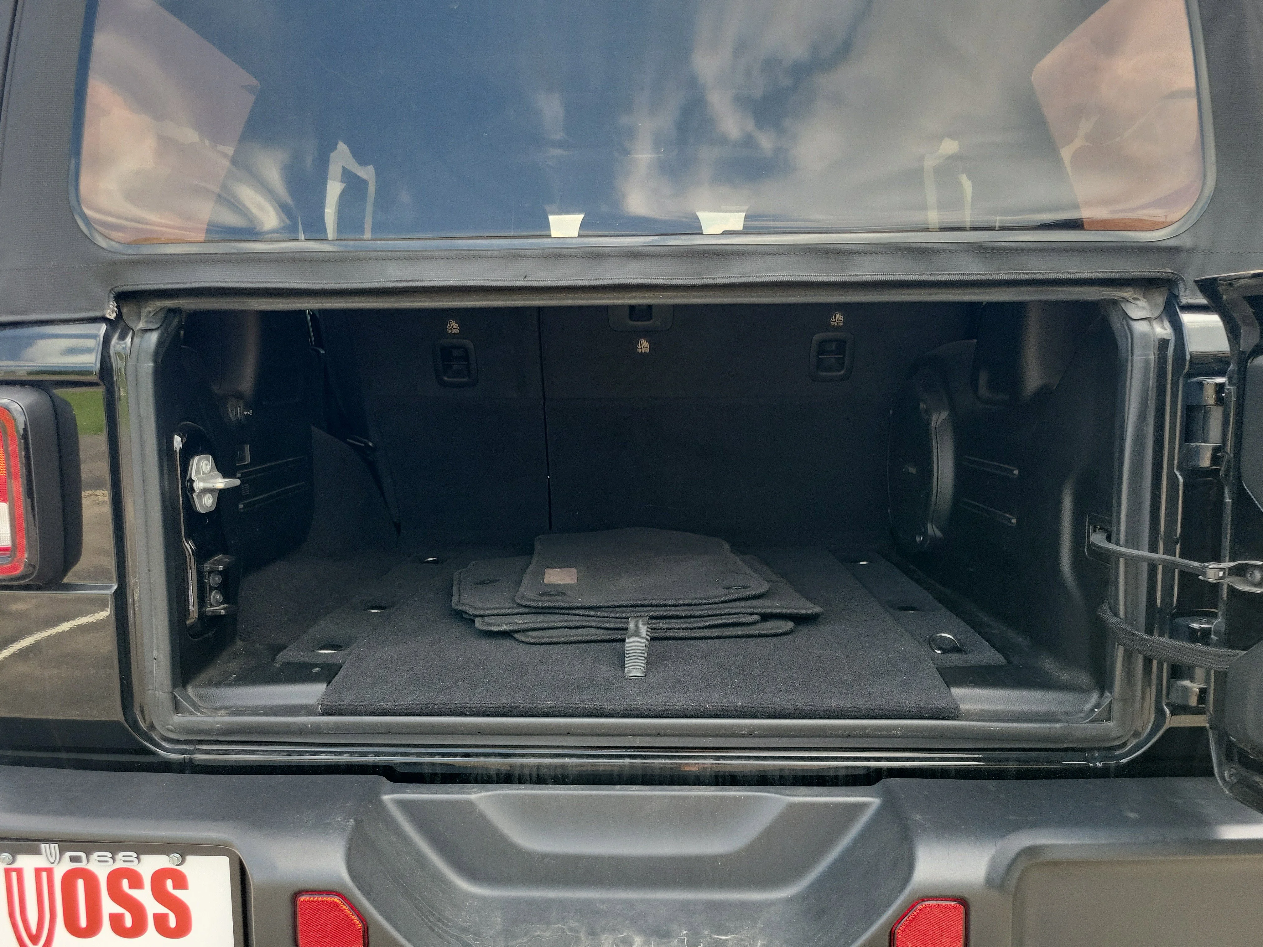 Used 2021 Black Clear Coat Jeep Rubicon image 8