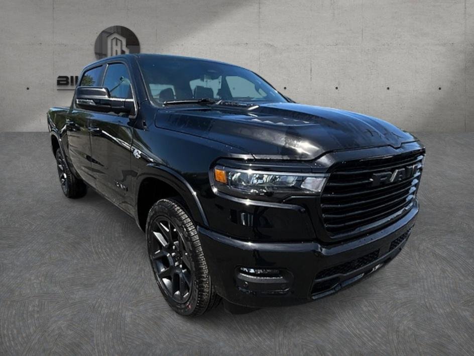 New 2026 Diamond Black Crystal Pearl-Coat Exterior Paint RAM Laramie image 4