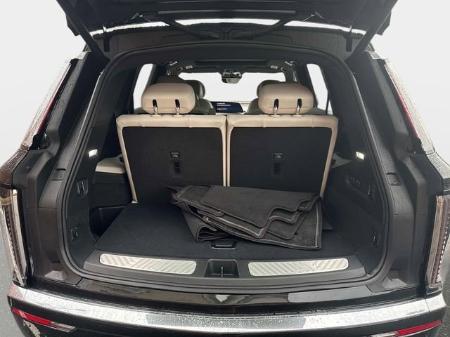 2026 Cadillac VISTIQ Luxury - Photo 6