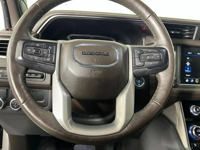 Used 2021 White GMC Denali image 23