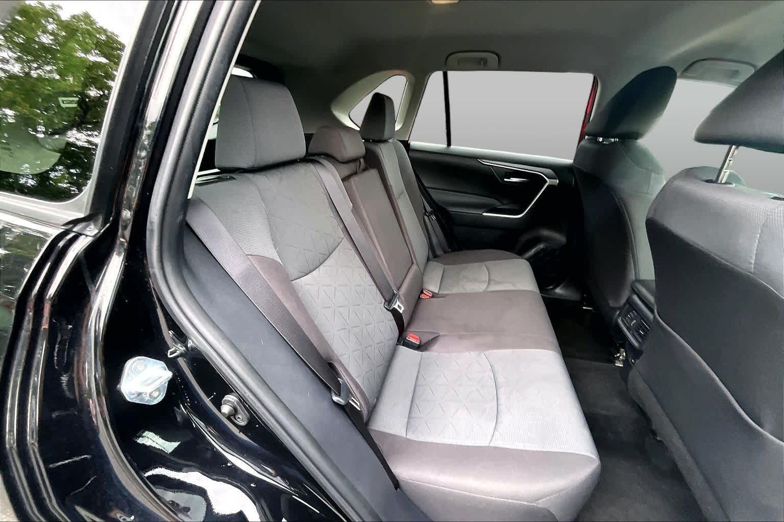 Used 2025 Midnight Black Metallic Toyota XLE image 20