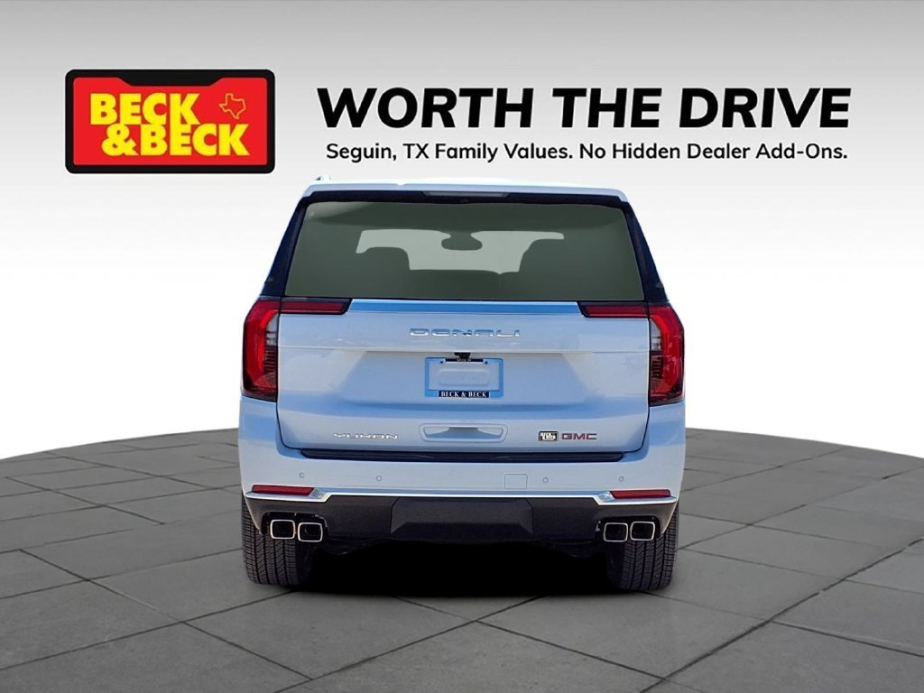 2026 GMC Yukon XL Denali - Photo 6
