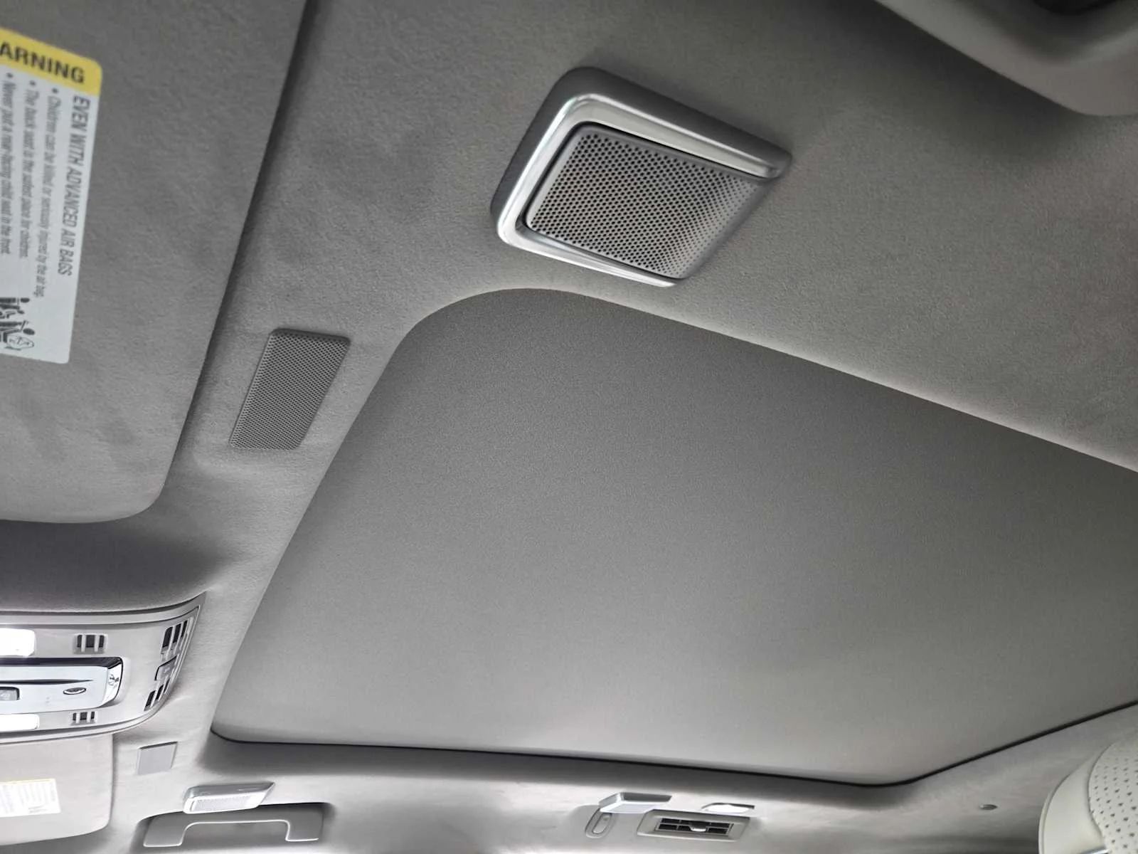 2026 Cadillac Escalade Platinum Sport - Photo 18