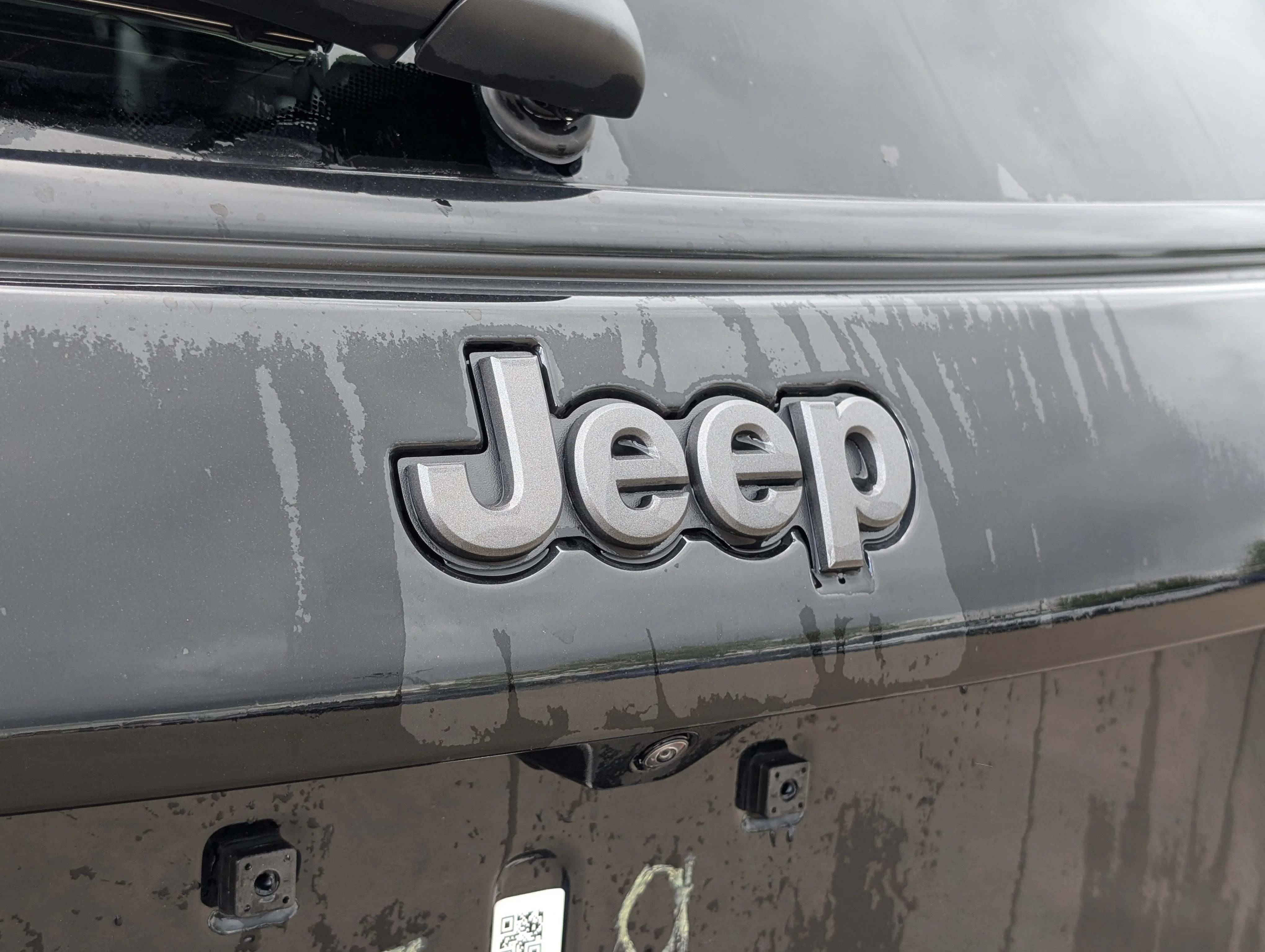 New 2026 Diamond Black Crystal Pearl Jeep North image 14