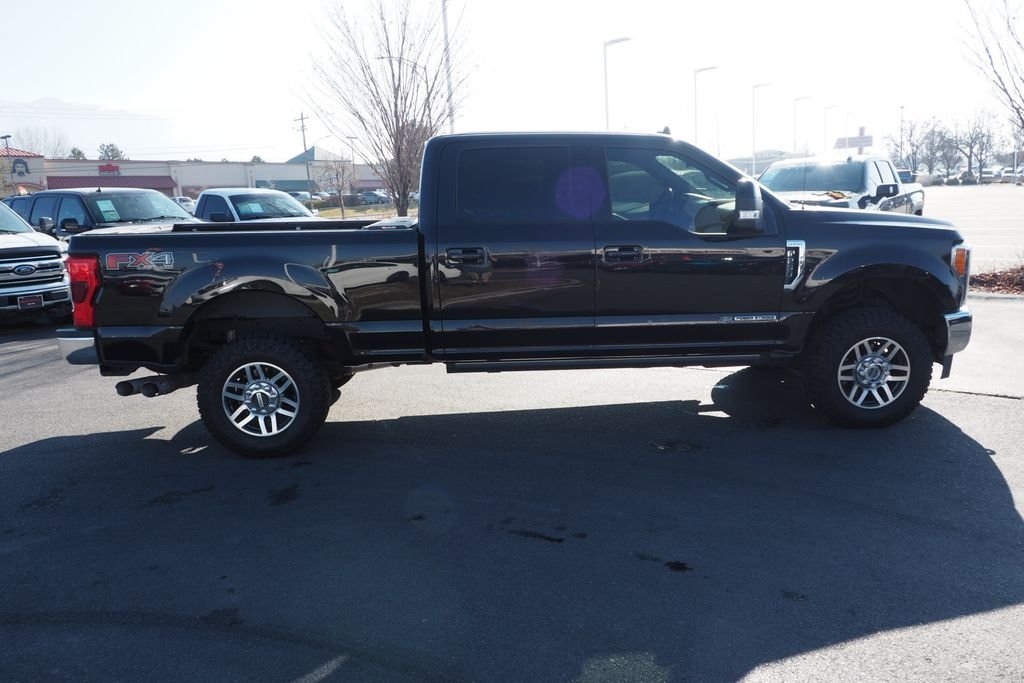 Used 2019 Black Ford Lariat image 4