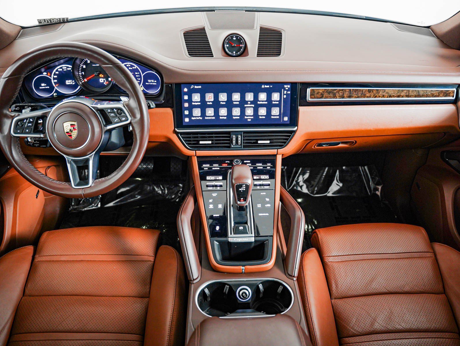 Certified Used 2023 CHALK Porsche  image 15