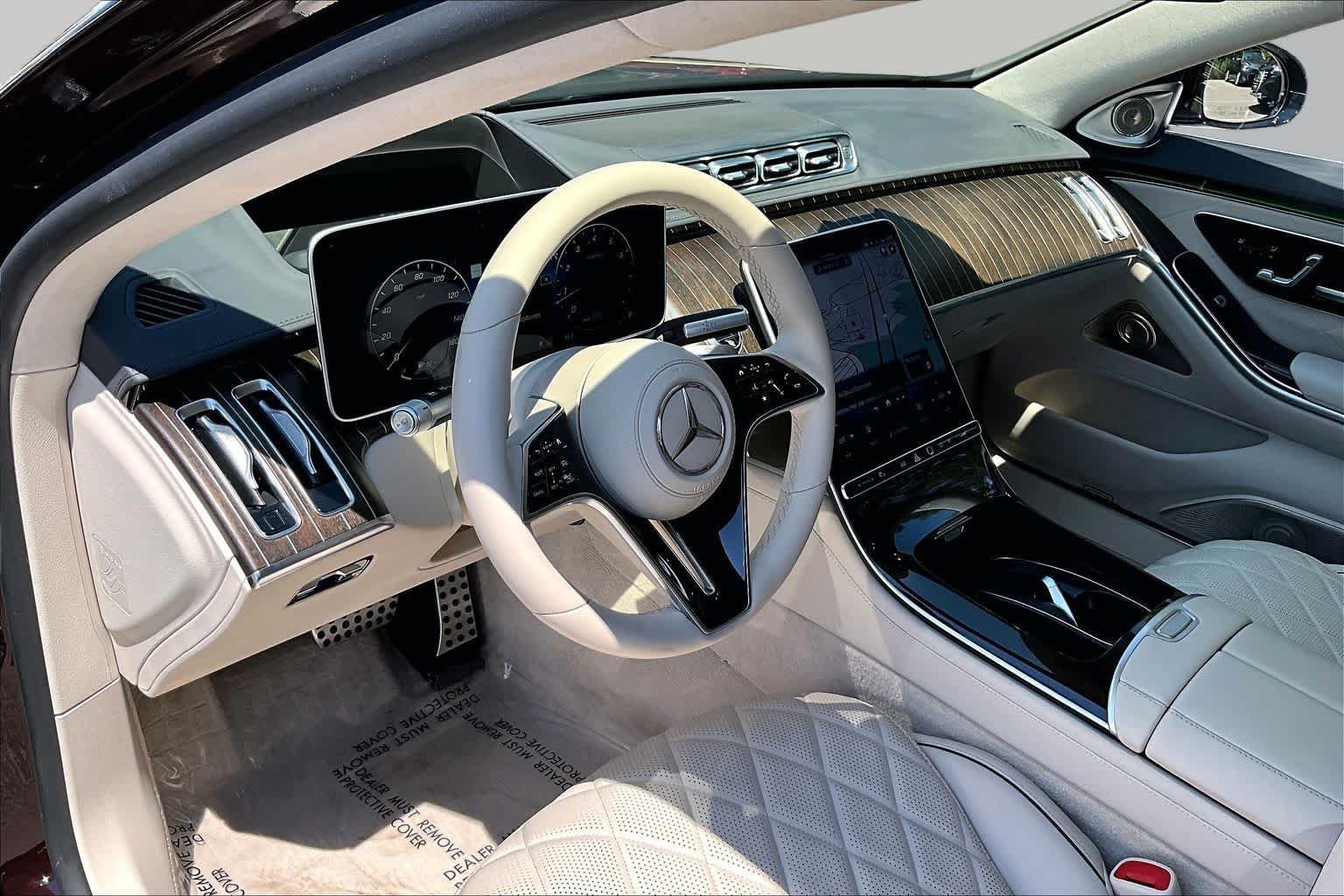Used 2022 Rubellite Red Mercedes-Benz S 580 image 18
