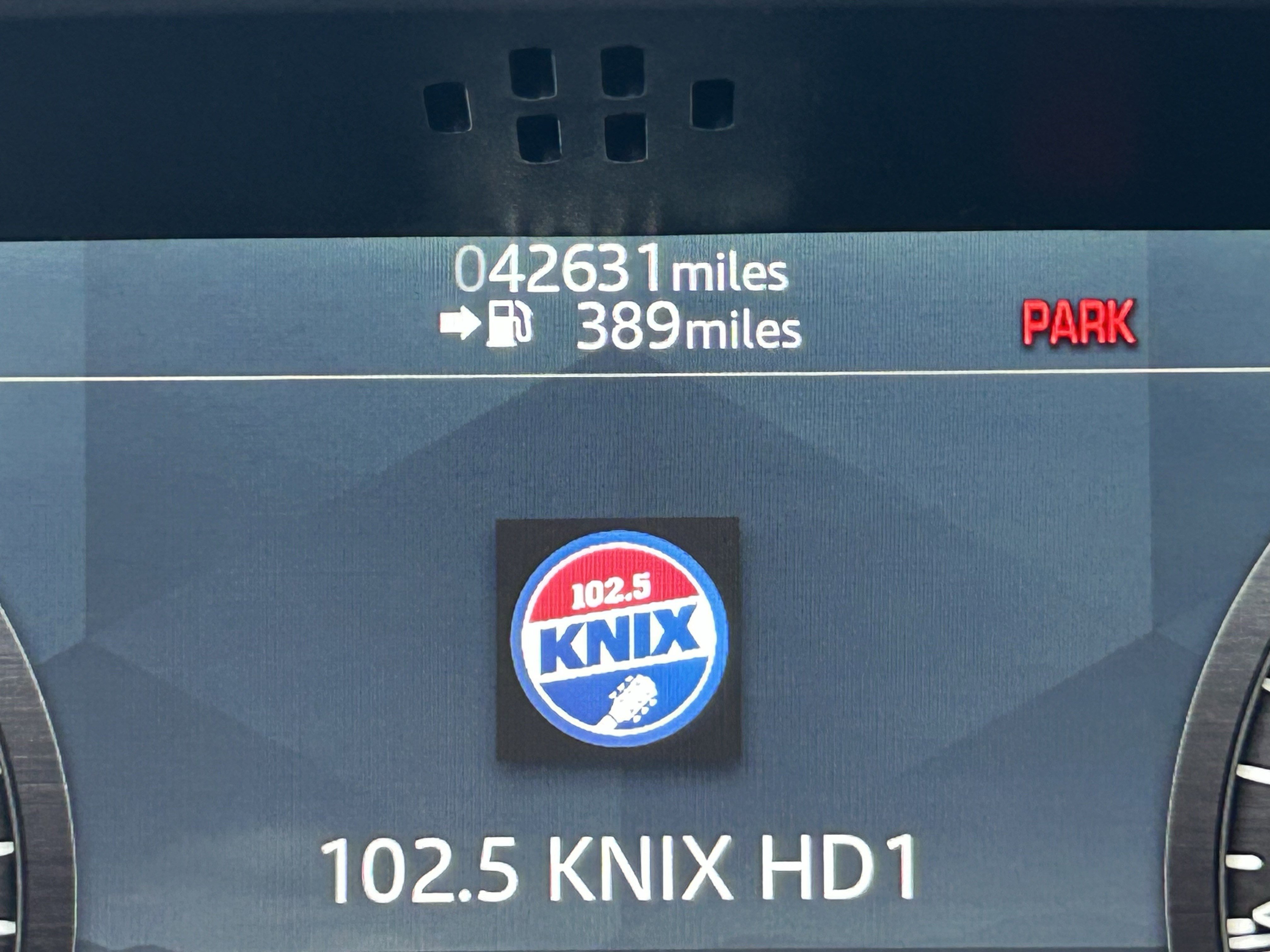 Used 2023 Blue Land Rover S image 29