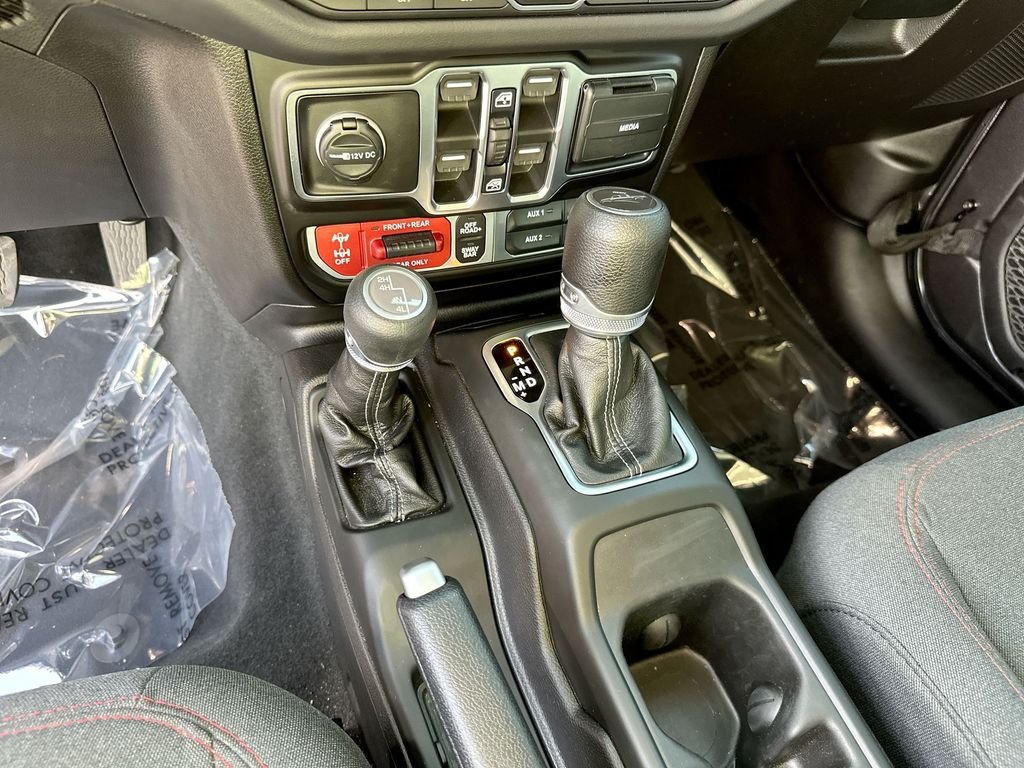 Used 2026 Gray Jeep Rubicon image 7