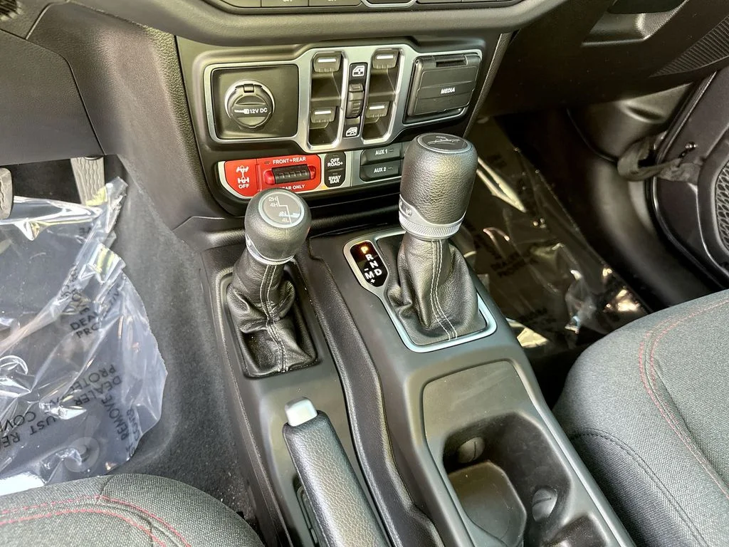 Used 2026 Gray Jeep Rubicon image 7