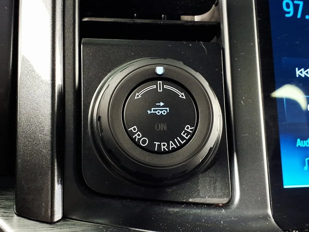 Used 2022 Star White Meta Ford XL image 23