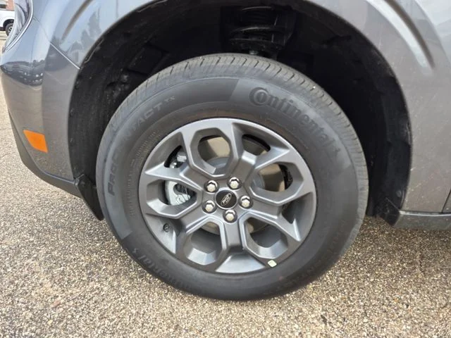 New 2026 Carbonized Gray Metallic Ford XLT image 42
