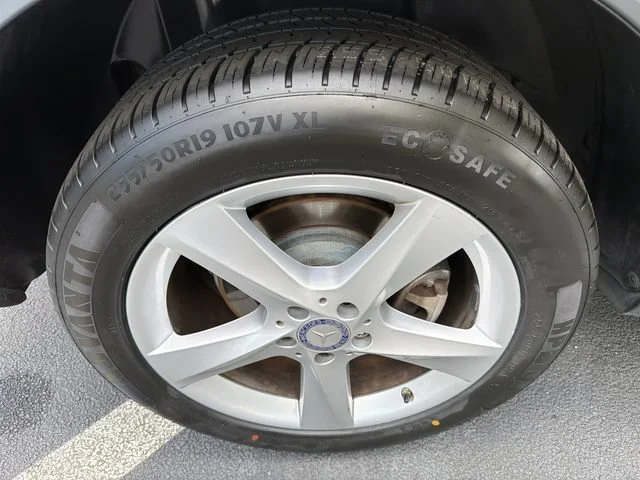 Used 2017 Gray Mercedes-Benz GLE 350 image 17