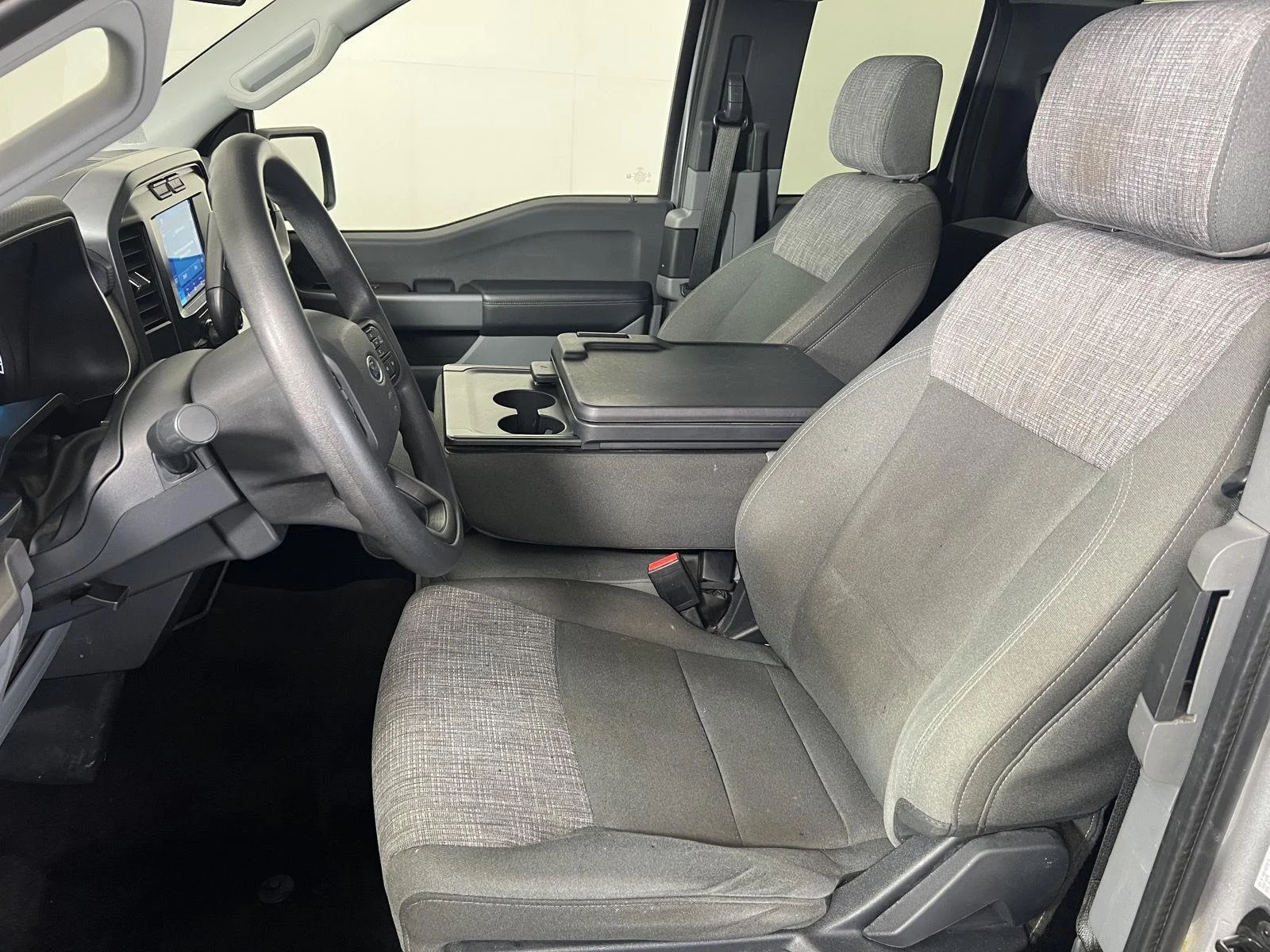 Used 2022 Gy Ford XL image 5
